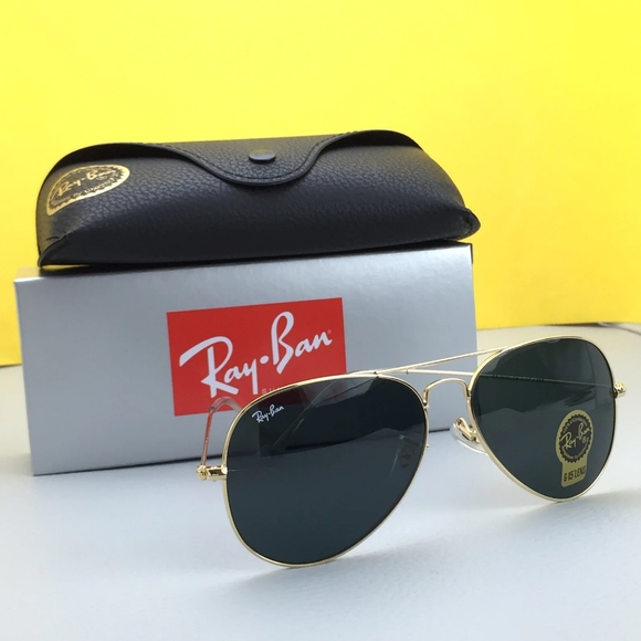 LIKE NEW RayBan Aviator RB3025 Black Gold Ray ban Sunglasses - Picture 7 of 14